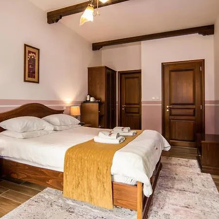 Giamandes Hotel 3*
