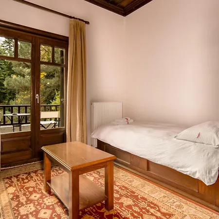 Giamandes Hotel