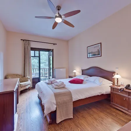 Hotel Giamandes 3*